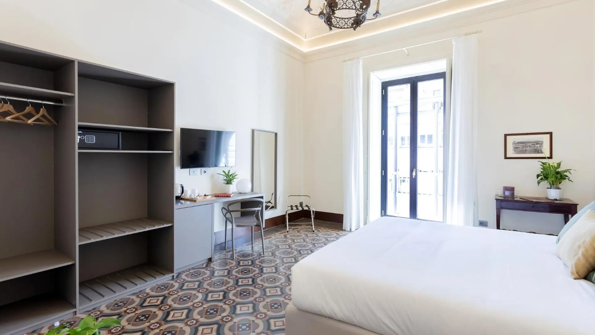 Palazzo Costarelli - Bed And Breakfast Catania Bed & Breakfast